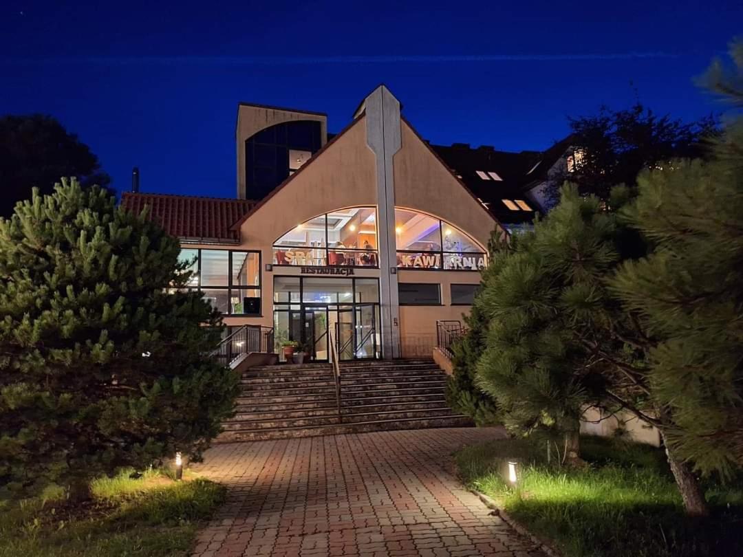 Politechnika Warszawska Osrodek Wypoczynkowy Hotel Sarbinowo Exterior photo