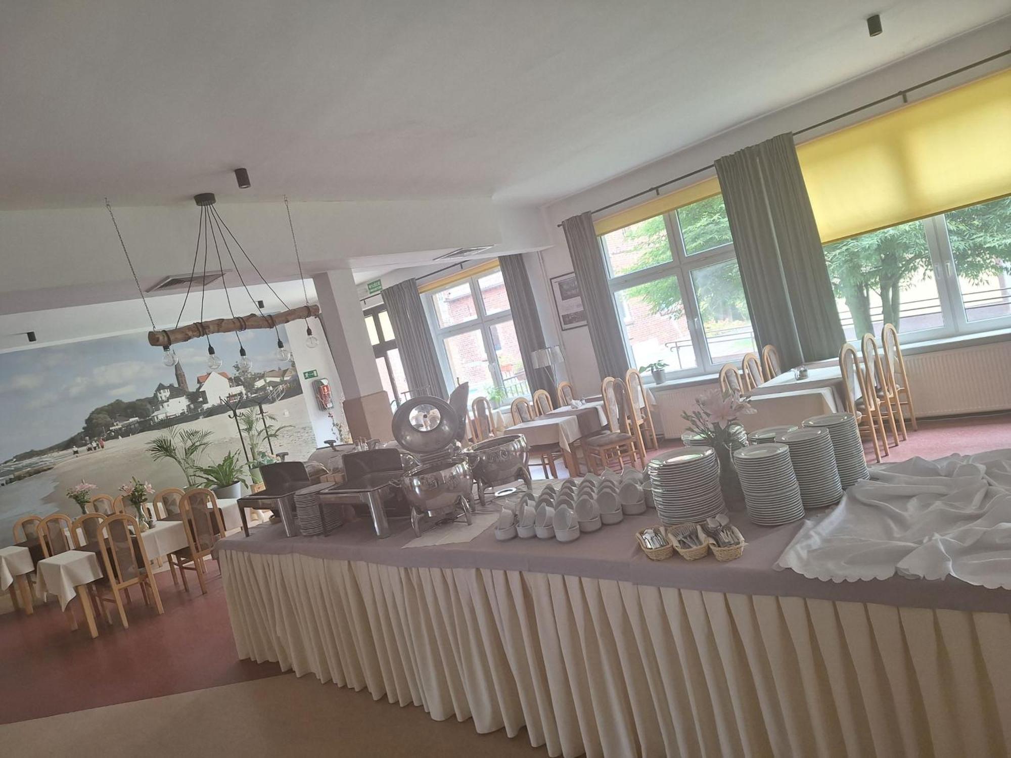 Politechnika Warszawska Osrodek Wypoczynkowy Hotel Sarbinowo Exterior photo